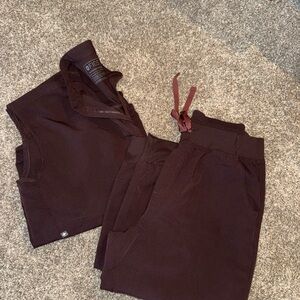 Figs Espresso Scrub Set!!!